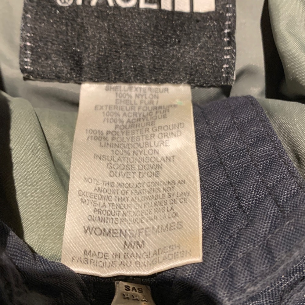 North Face Women’s Goose Down Belted Jacket - Picture 3 of 5